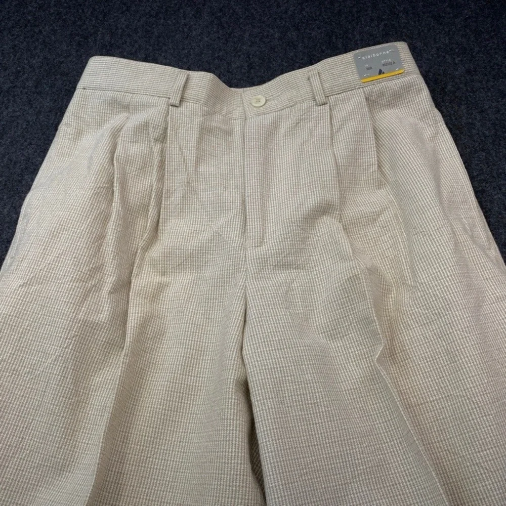 NWT VTG Claiborne Dress Pants Men 30R Beige Micro Check Pleated Cuffed Cotton